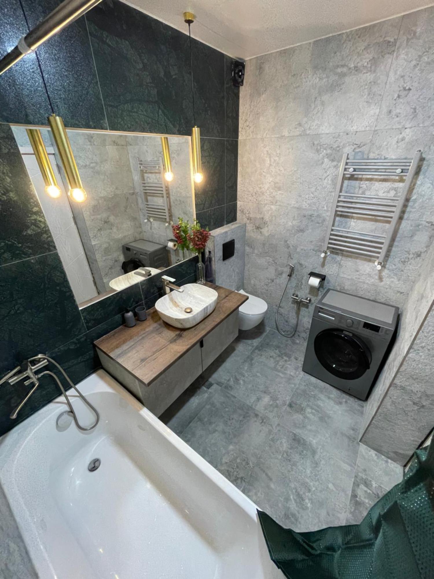 Appartamento Green House Batumi Esterno foto